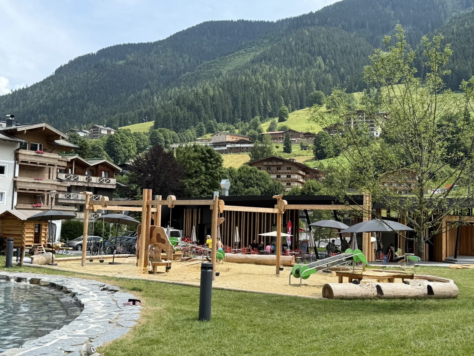 spielplatz-wasserpark-hinterglemm.jpg